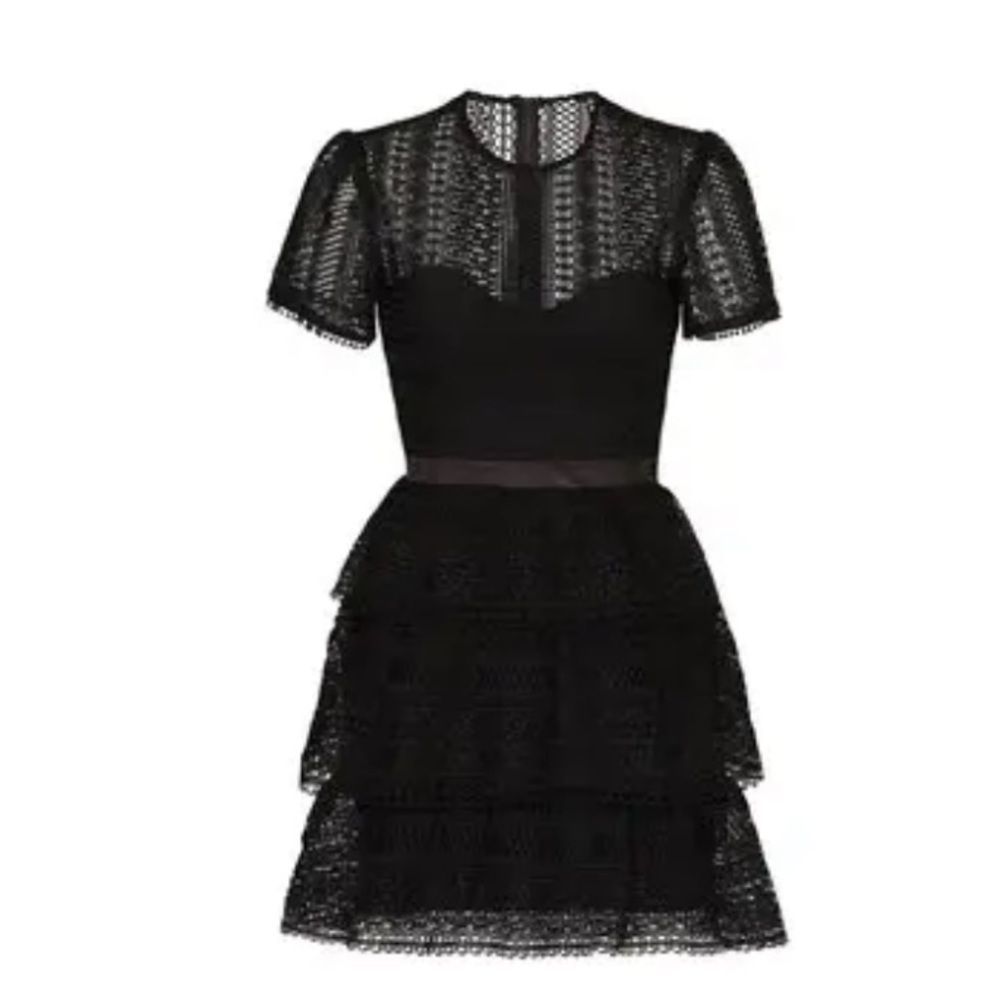 BARDOT BLACK SHORT SLEEVE LACE DRESS SIZE 4